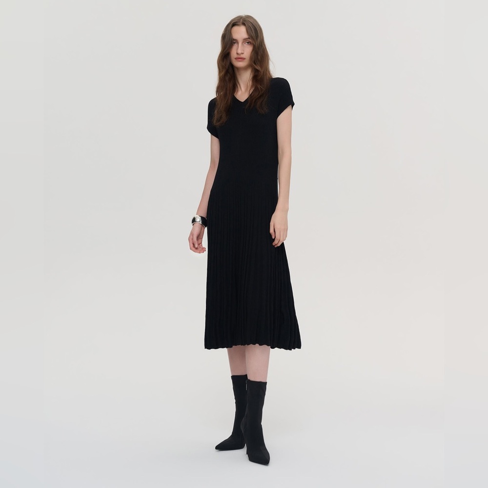 Ancosti Black knit midi dress